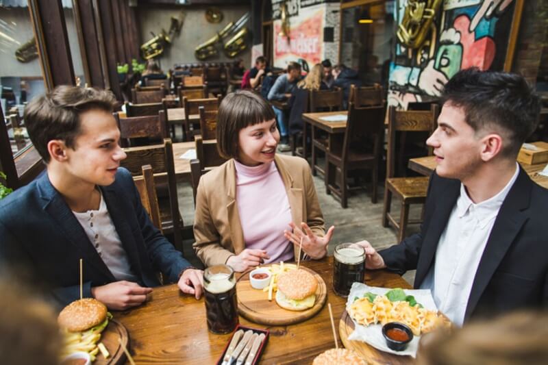 Inside the Food Hall Boom Innovation or Illusion?