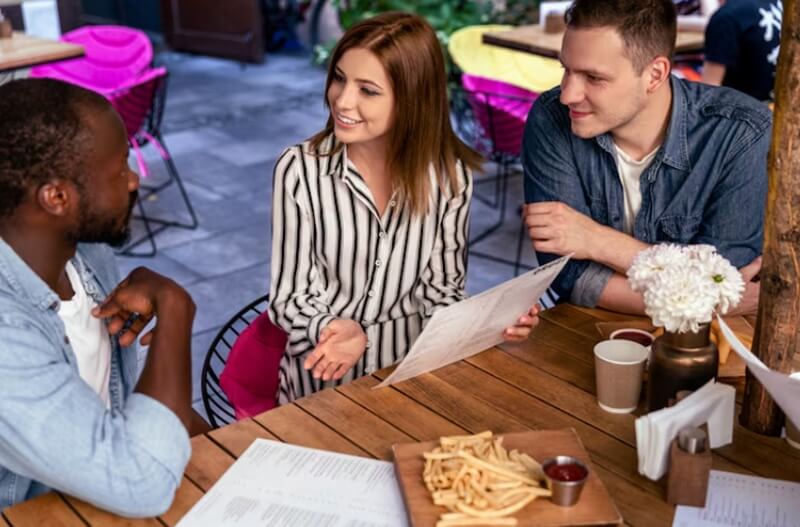 Why Young Professionals Are Choosing Brunch Over Nightclubs And What It Says About Us